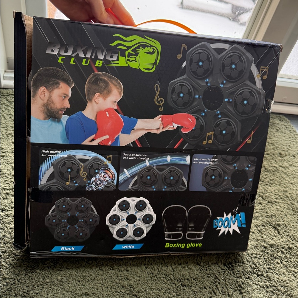 Music Boxing Machine - Picture 2 of 2